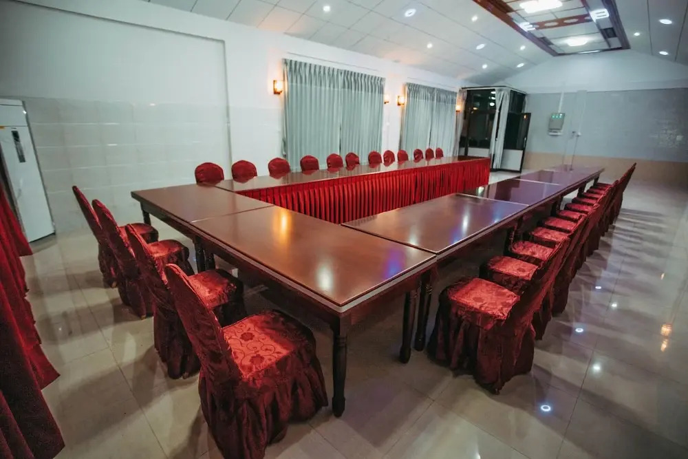 Amber Palace Hotel