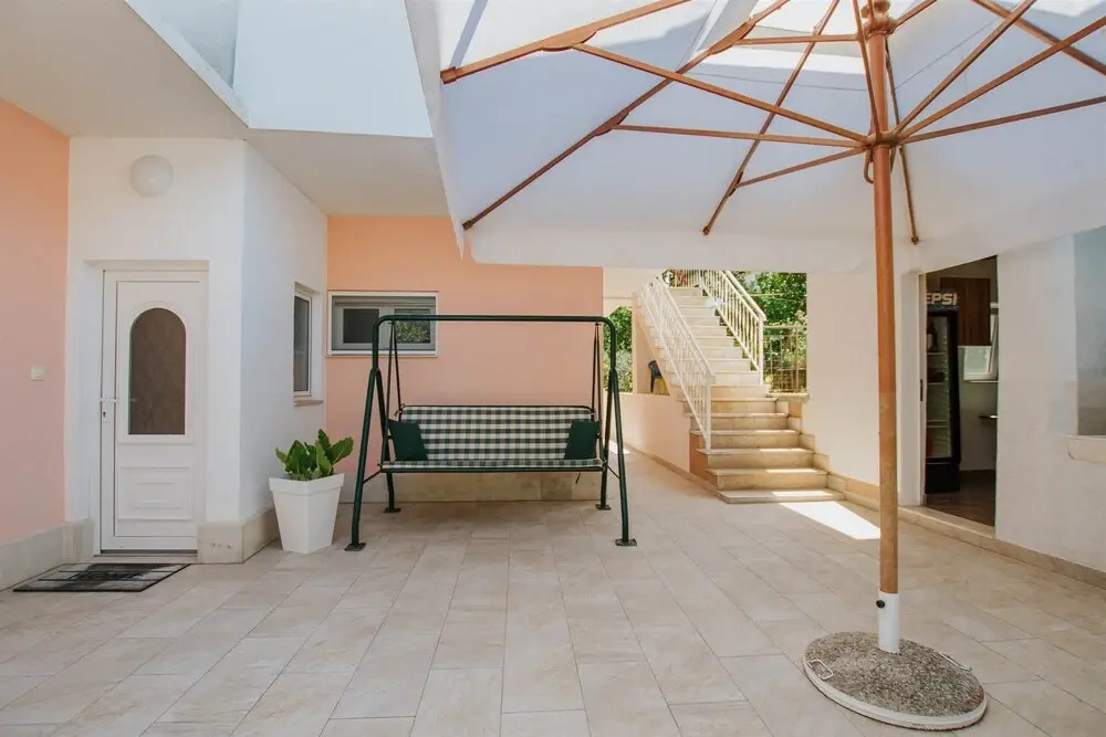 Spacious apt With big Patio,terrace&great sea View