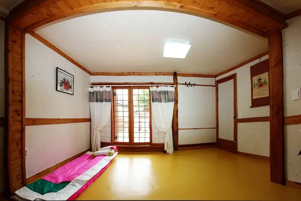 Saekdongjeogori Guesthouse