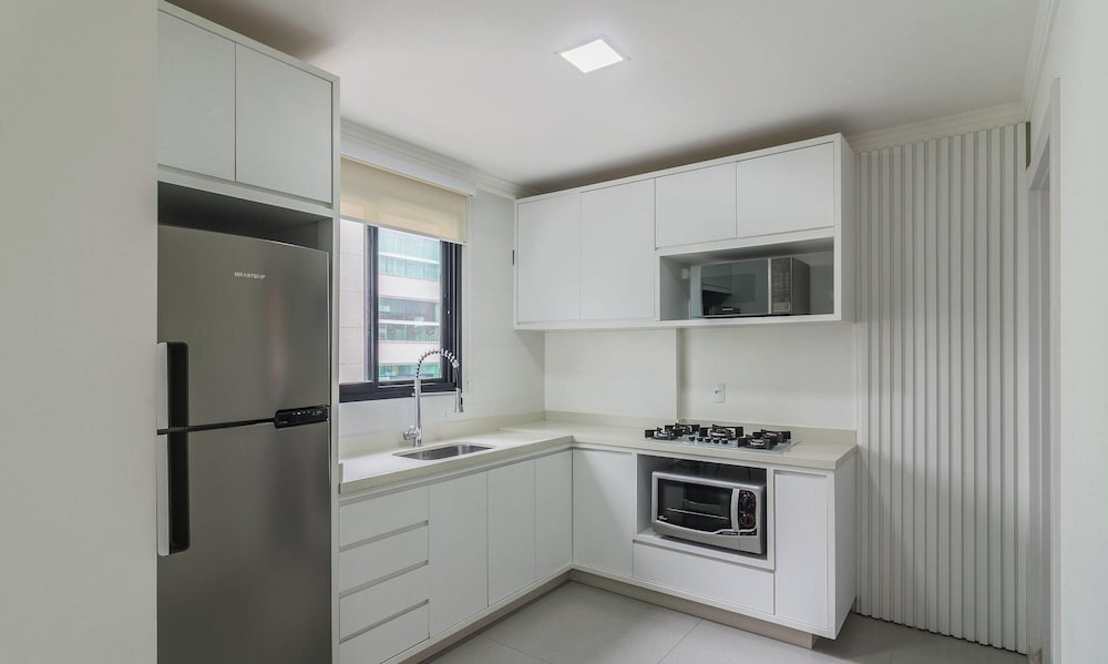 Apt w/ BBQ Grill 300m From the Beach May0501