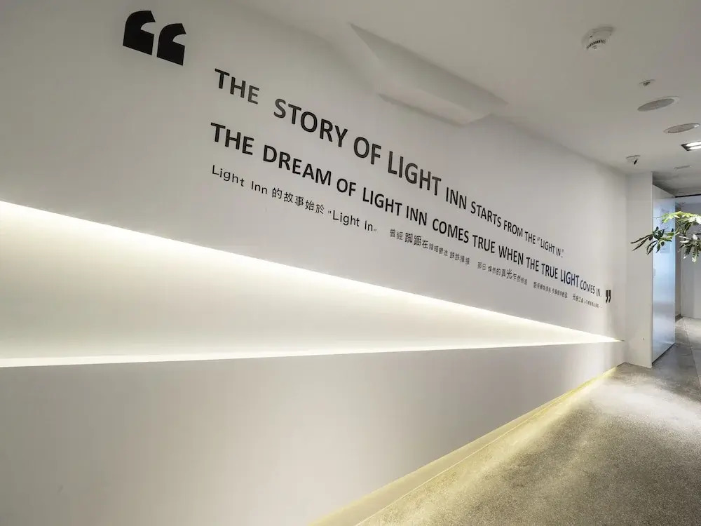 Dongqu Light Inn