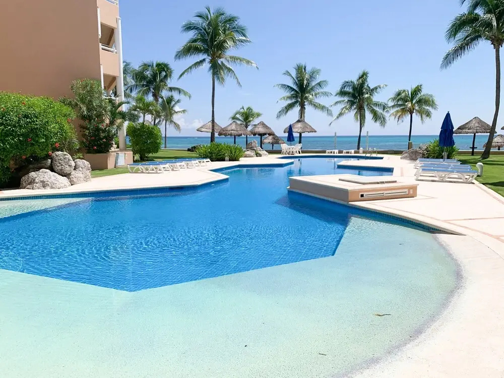 Beach Front Luxury condo