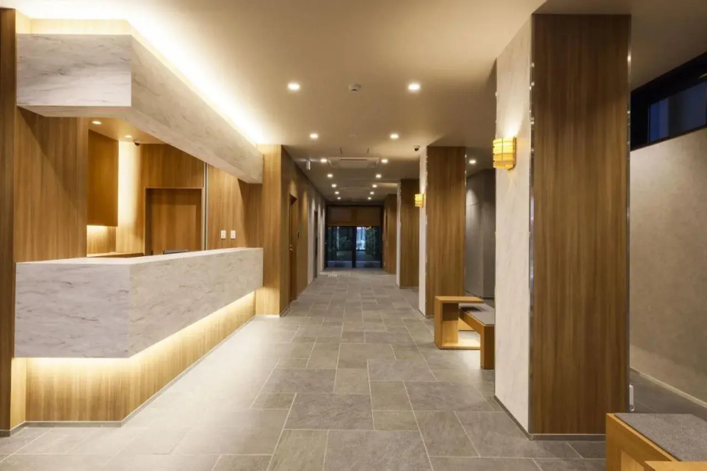Plum Hotel