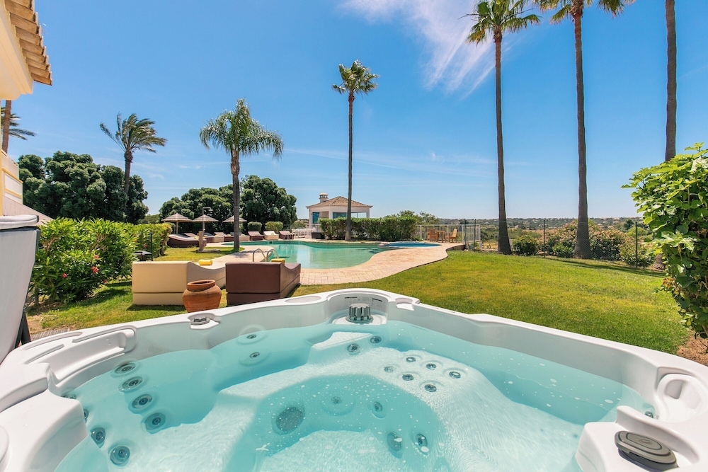 Monte Da Poupa - 7 Bedroom Villa - Sleeps 15