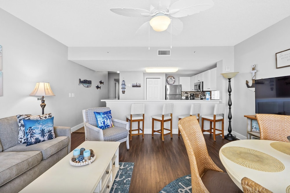 Majestic Beach Towers 1-1510