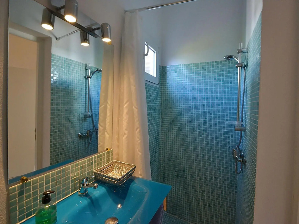 Beautiful villa in Colòn near the beach