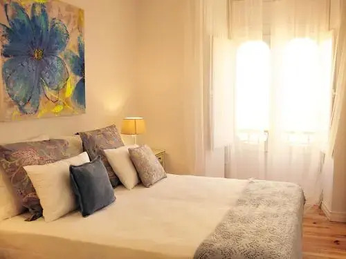 Sado Blue - City&River Flats by be@home