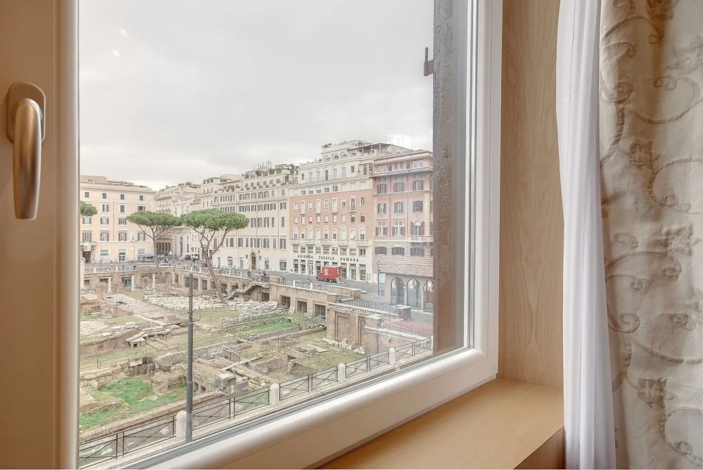 Sun Suite Luxury Pantheon