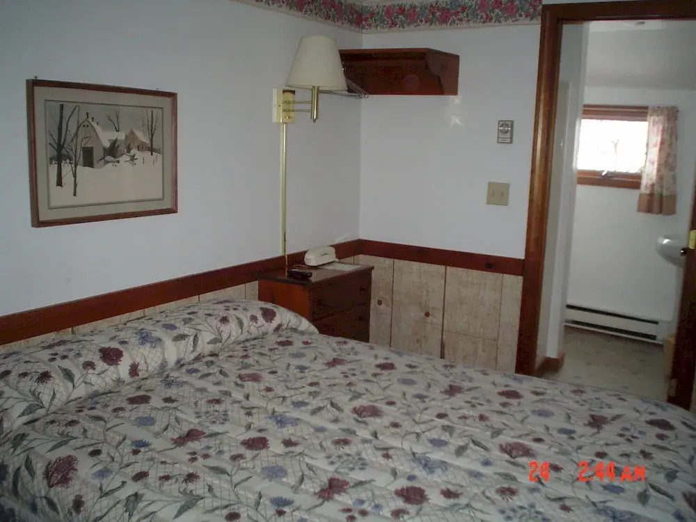 Maple Leaf Motel