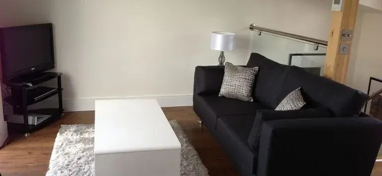 MAX Serviced Apartments Commercial Road