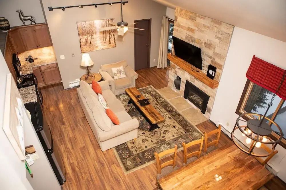 1168 Flying Dutchman 2 Bedroom Condo by RedAwning