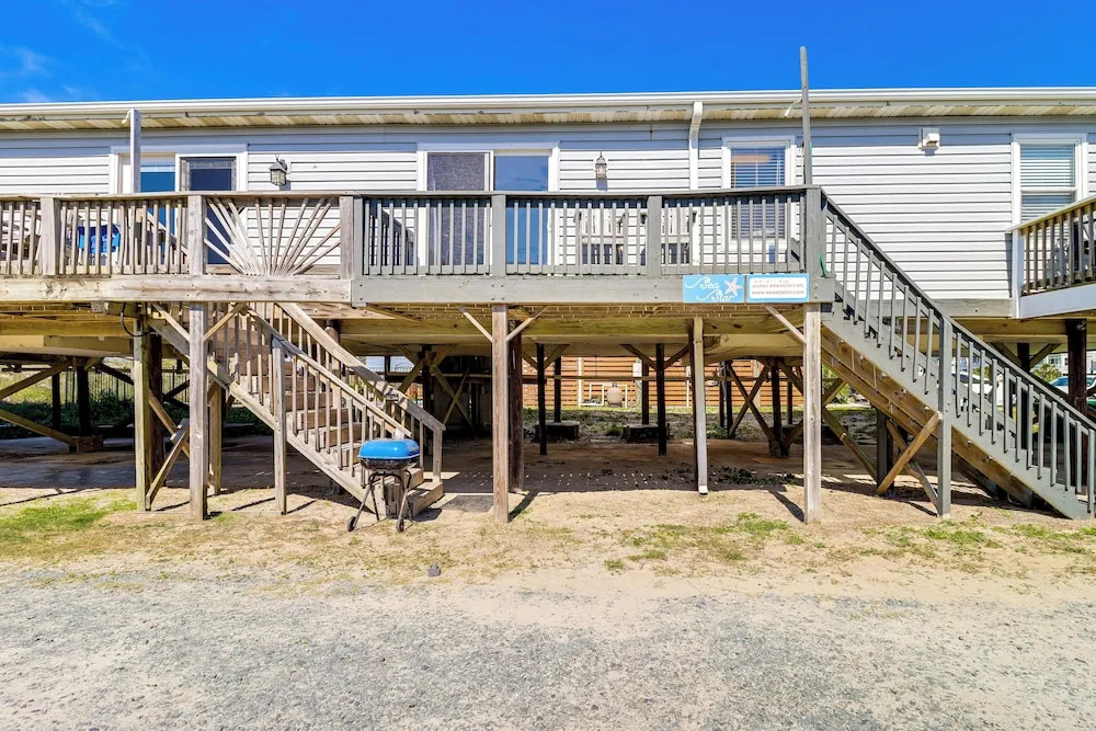 Oak Island Condo w/ Ocean View: Steps to Beach!