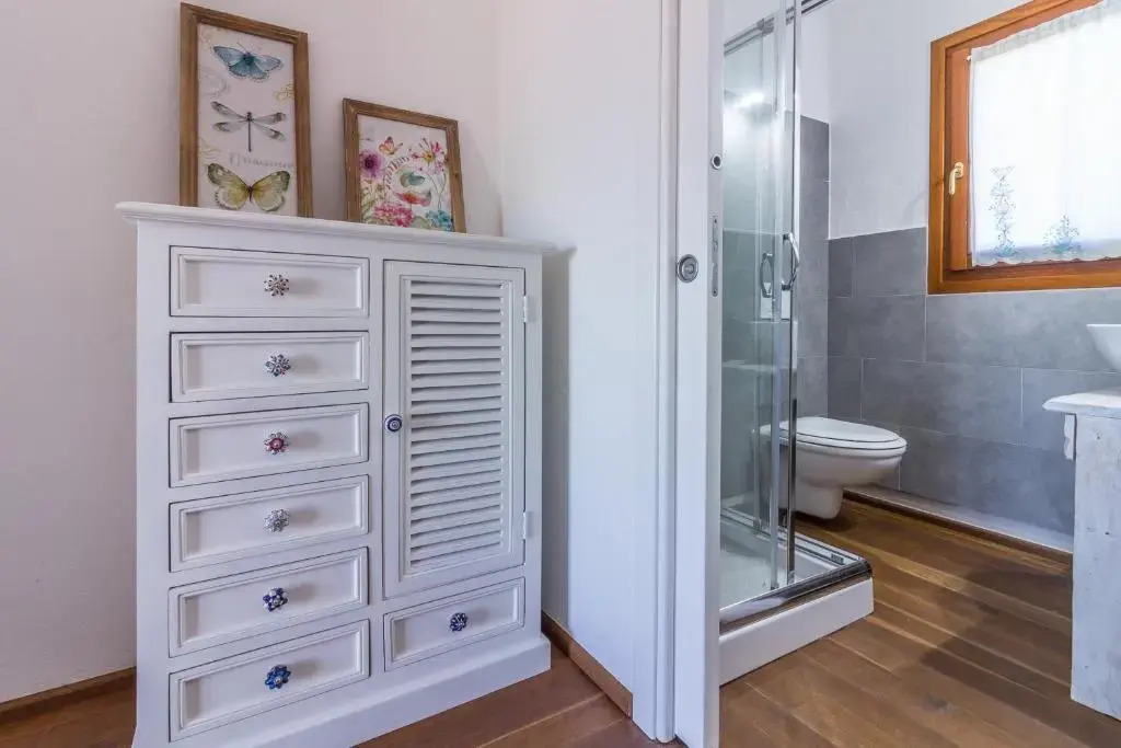 Villa with 4 bedrooms in Cala Ginepro with wonderful sea view private pool enclosed garden 5 km from the beach