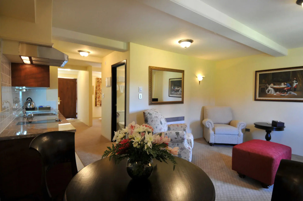 Grand Arden Monaco Nelson