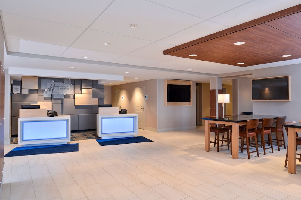 Hampton Inn Rochester South