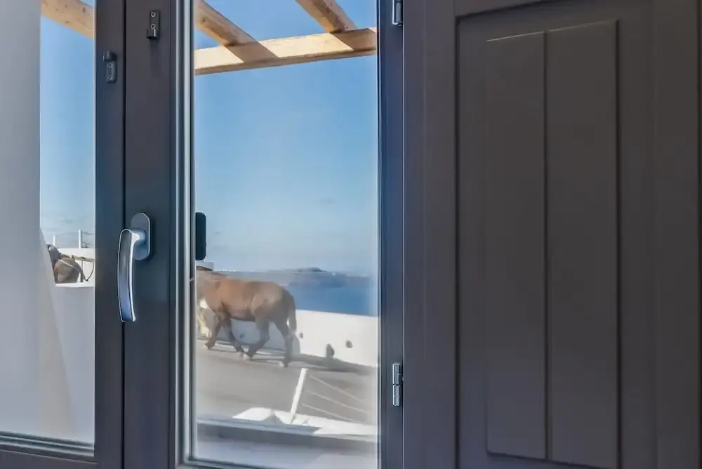 Symphony Suites Santorini