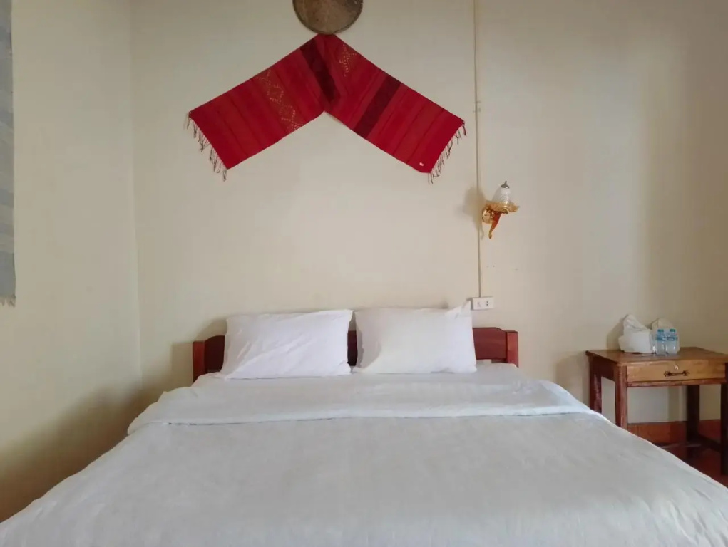 1Night 2Day trekking, Homestay Visit M Ngoi, Waterfalls office