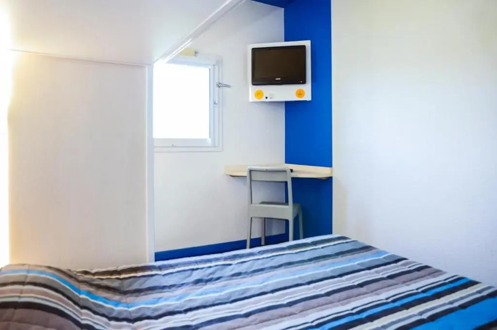 ENZO HOTELS GREEN proximité ZENITH D AUVERGNE Ex F1 FORMULE 1 CLERMONT FERRAND ISSOIRE COUDES