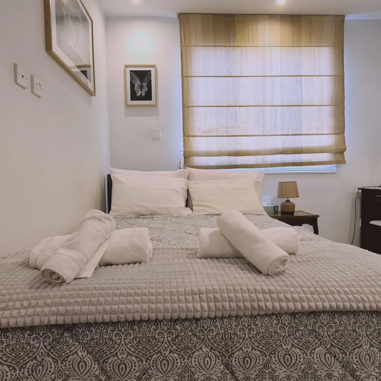 76 EGM - Stay Serenity Apartment
