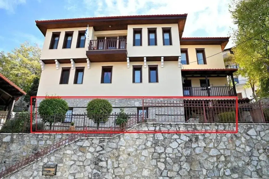 Manor House est. 1890