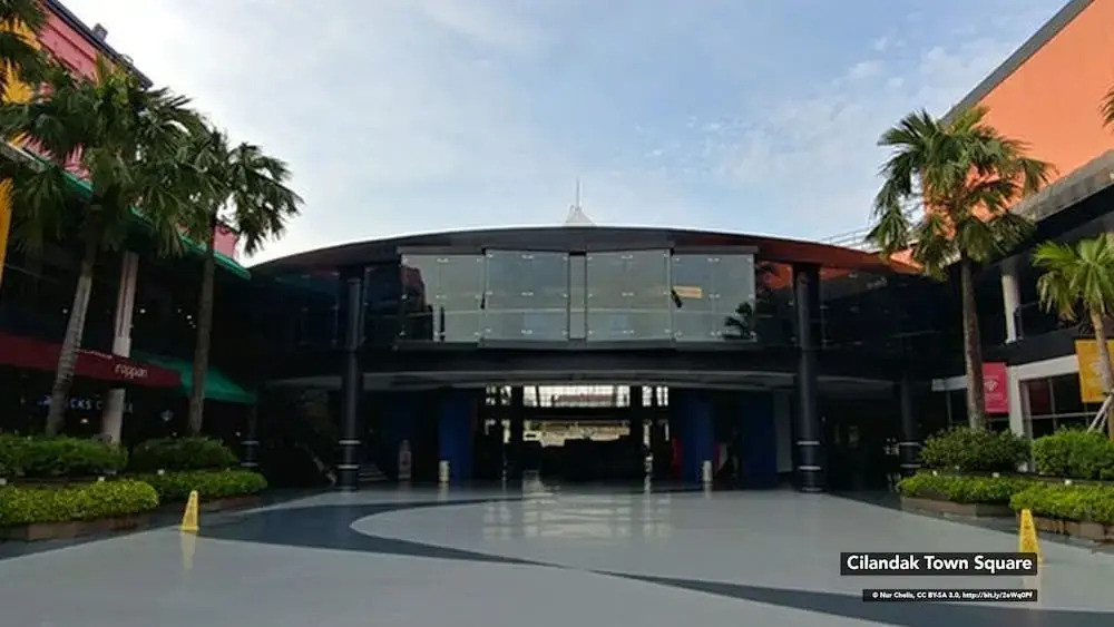 ZEN Rooms Basic near Cilandak Town Square