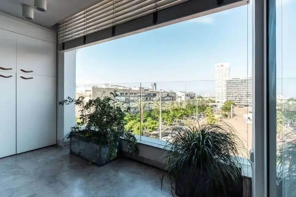 Inspiring Rabin Square Penthouse Museum