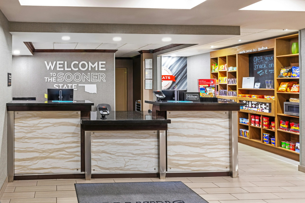 Hampton Inn & Suites Tulsa-Woodland Hills