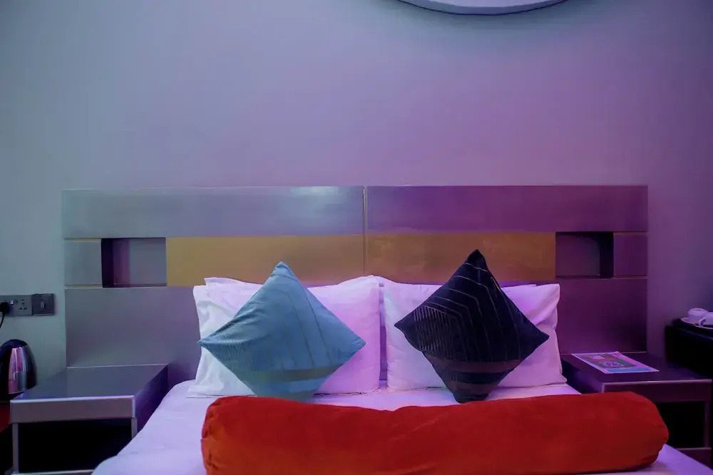 Marona City Hotel