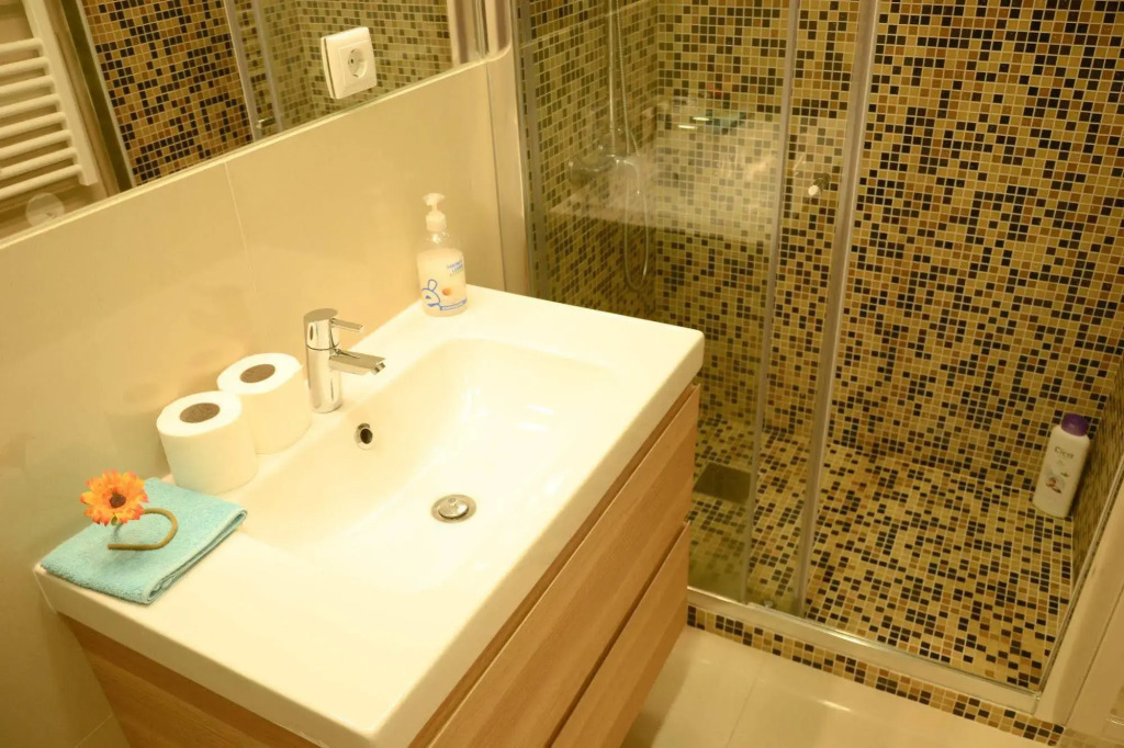 Alvalade II Airport Guest House