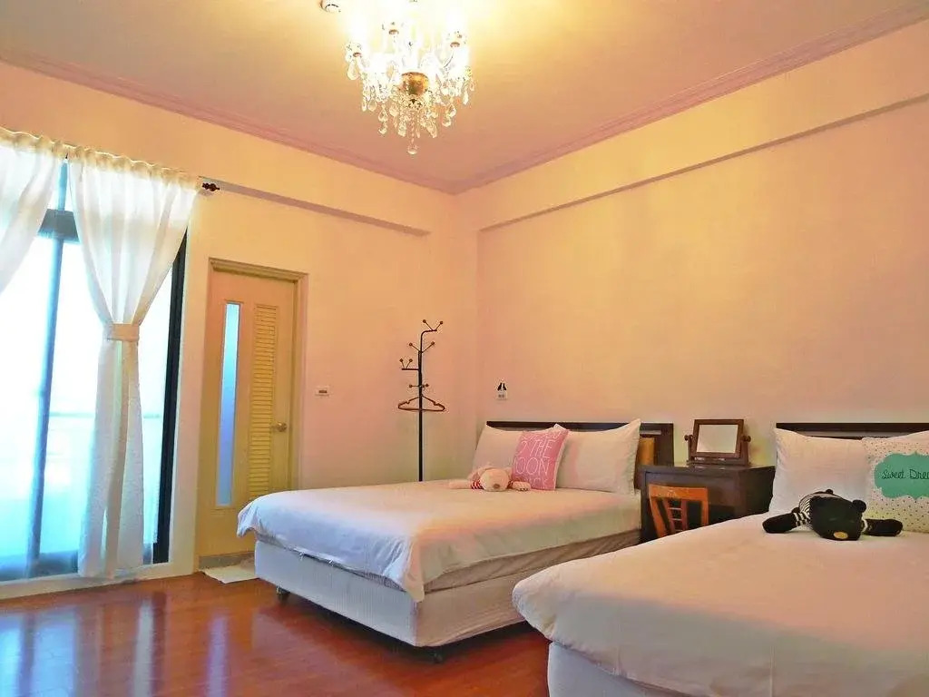 Amicasa Guesthouse