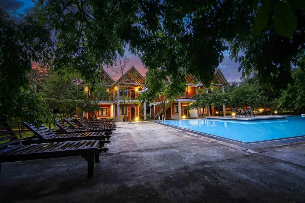 Elephas Resort