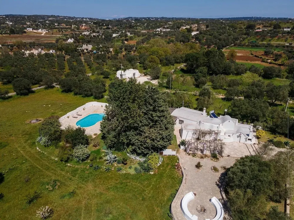 2500 Trulli La Formosa by Perle di Puglia