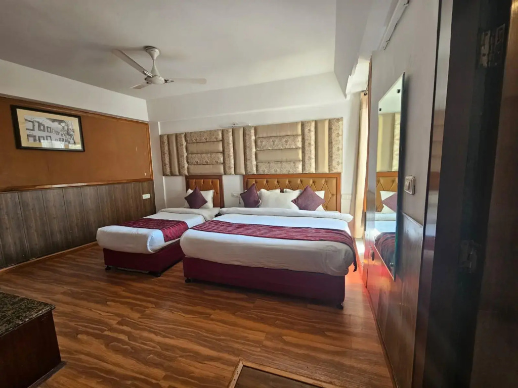 Hotel Mayur by RoomsInc Katra