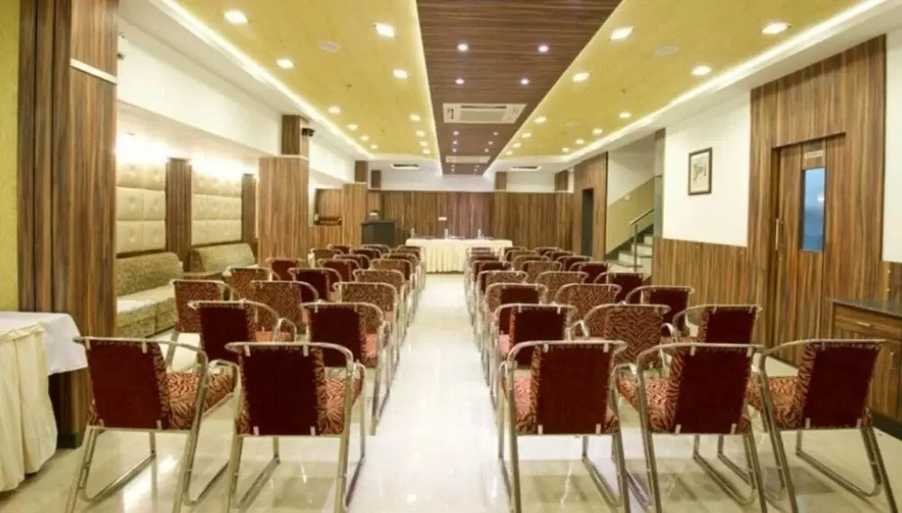 Hotel Siddharth Palace