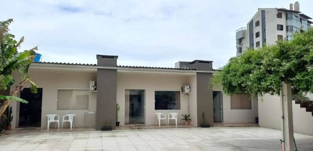 Apartamento aluguel temporada Torres-RS