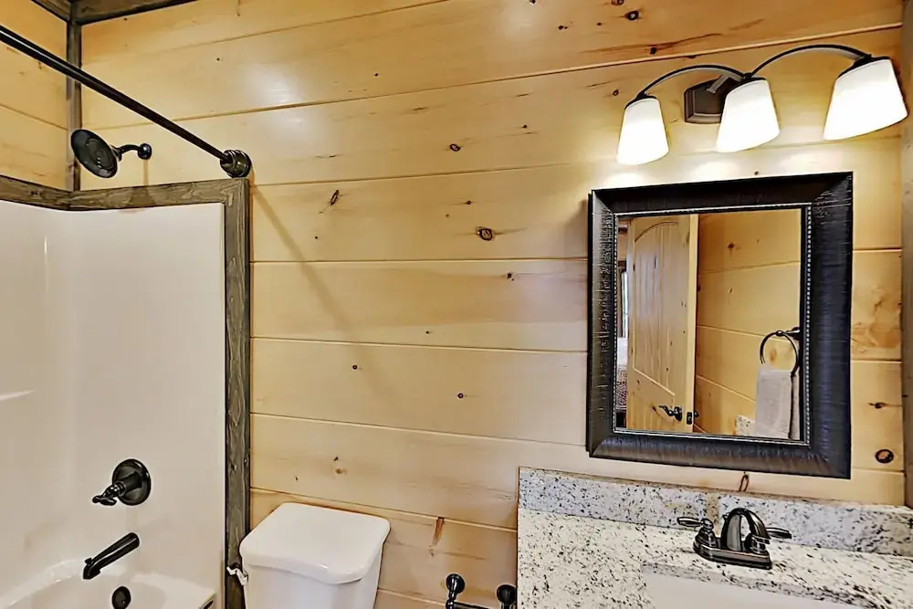 2 All-suite Luxury S W/ Swim Spa & Hot Tub 10 Bedroom Cabin