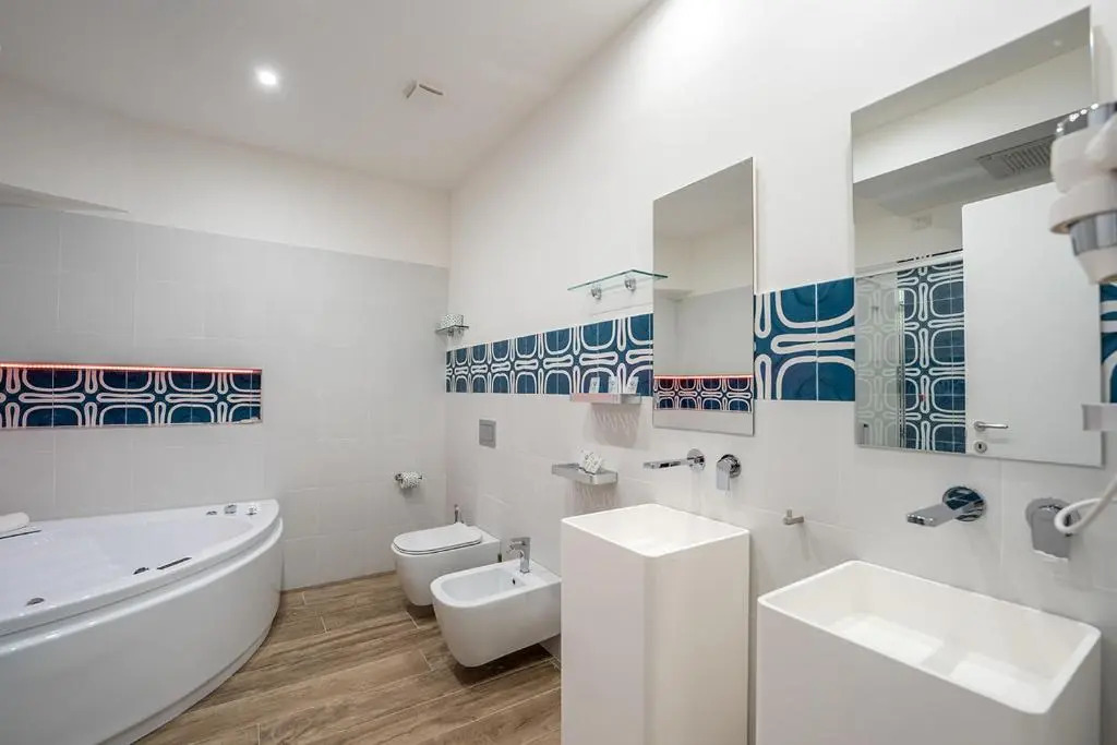 HR Boutique Porto, Napoli Centro, by ClaPa Group