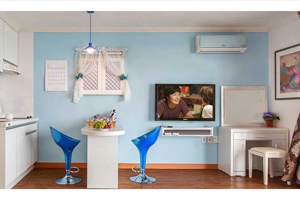 Yangyang Seaglow Rainbow Pension