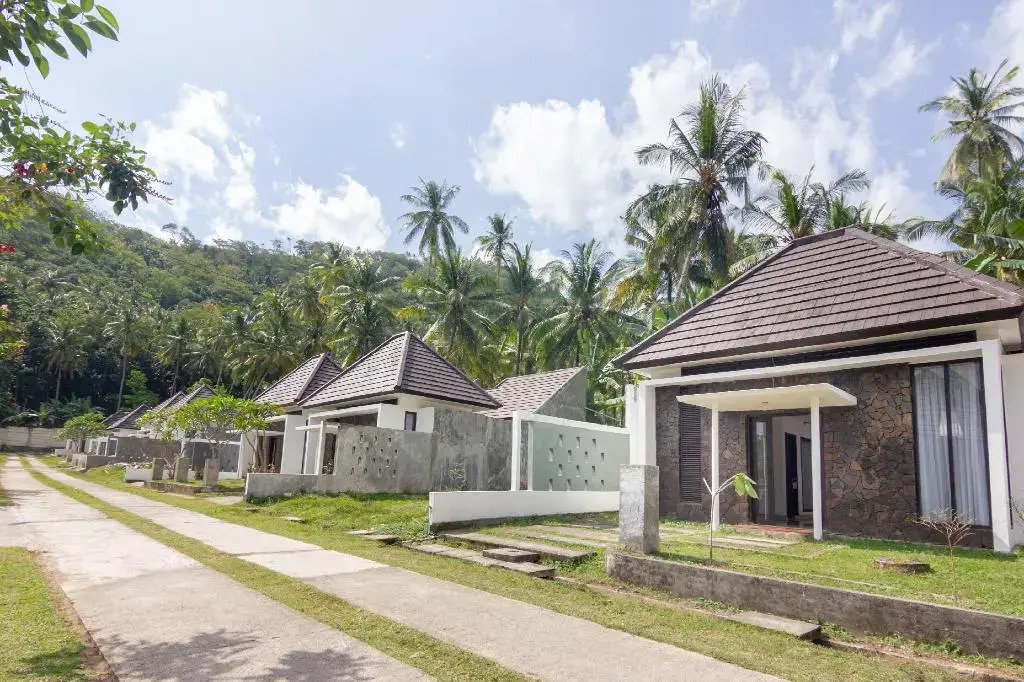 OYO 3796 Senggigi Villas