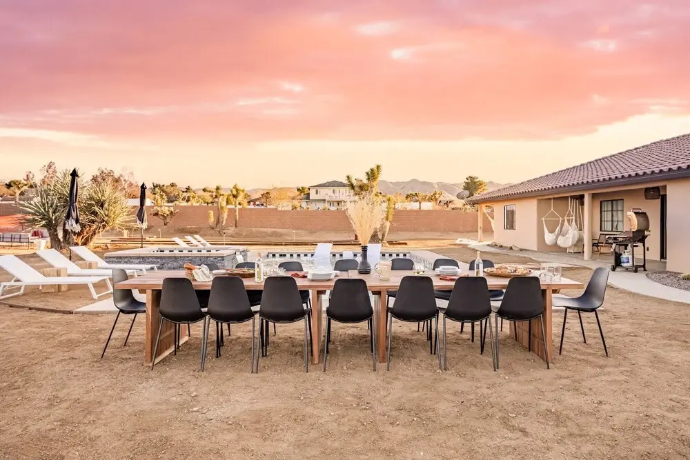 Flora by Avantstay Modern & Private Desert Oasis on Large Grounds w/ Pool & Bocce Ball!