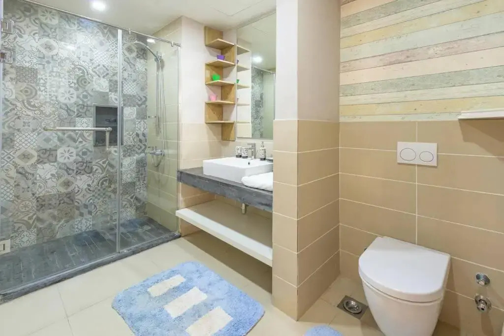 Marina Mosaique 1 BR Apartment with Pool view