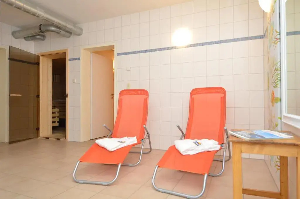 strandnahe FeWo mit 2 Schlafzimmern und Balkon, Königin Augusta, Binz
