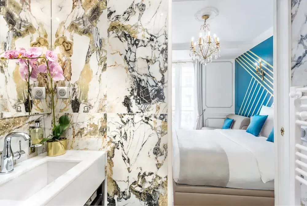 Luxury 2 bedroom 2.5 bathroom Louvre