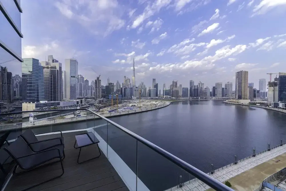 Maison Privee - Spectacular Duplex Apt w/ Canal views