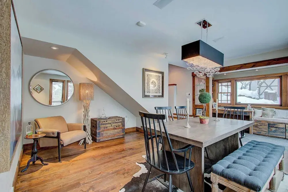 Hillside Overlook by Avantstay Quiet Mountain Getaway w/ Incredible Views!