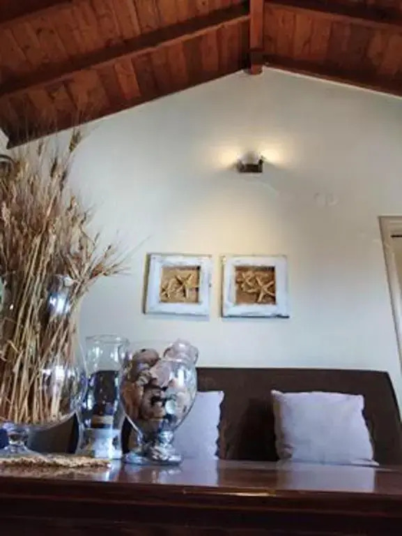 2 bedrooms house with sea view enclosed garden and wifi at Potidee