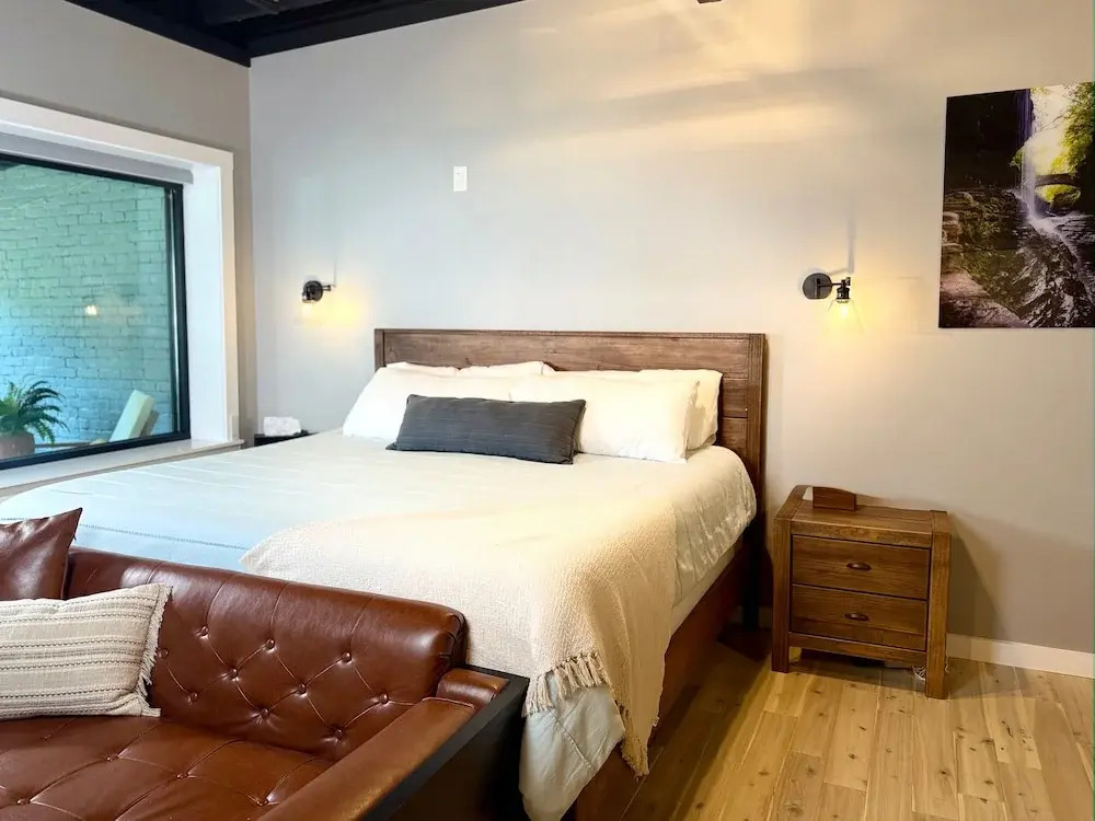 The Benjamin Hotel