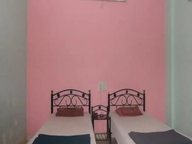 Hotel Anuradha Palace