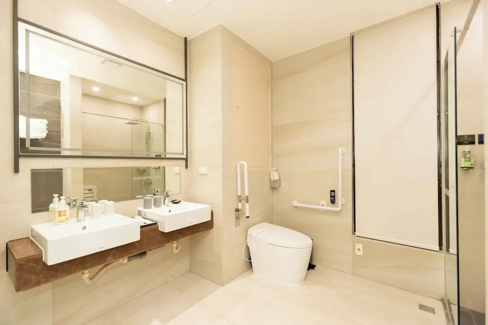 Euphoria Hotel