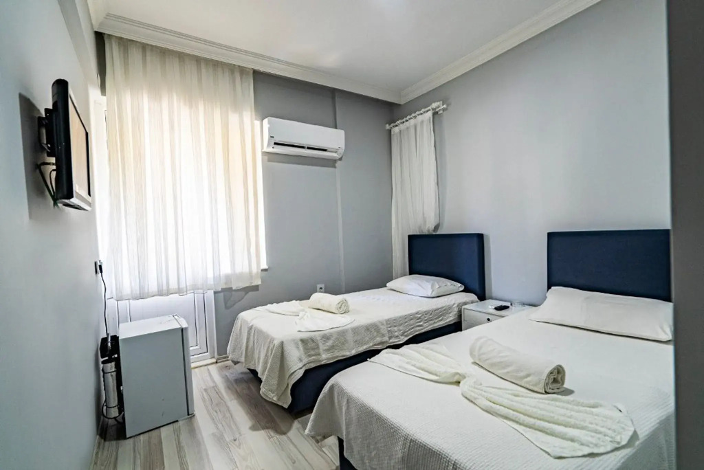 Umit Hotel